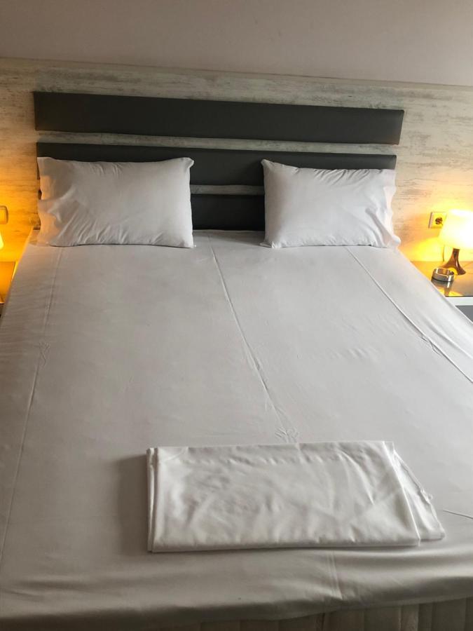 Αφροδίτη Hotel Neon Rysion 外观 照片